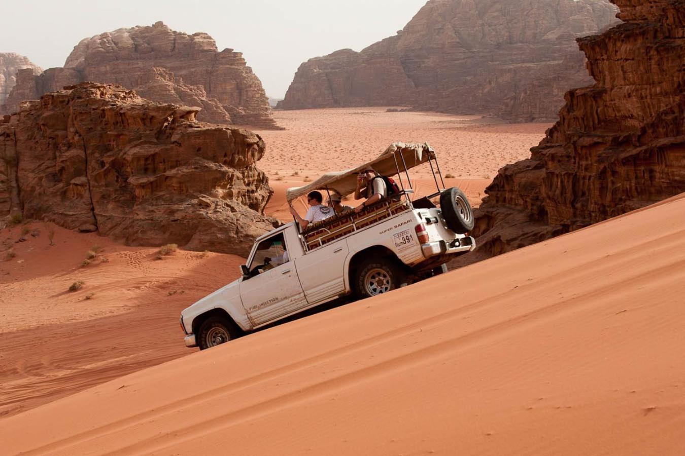 Bedouin Holidays Camp And Jeep Tours Wadi Rum Exteriör bild